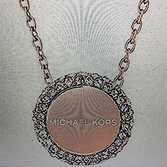 MICHAEL KORS - ROSE GOLD-TONE PENDANT NECKLACE - Picture 9 of 13